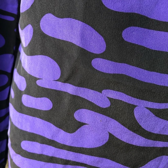 ANTHRO WHAT GOES AROUND COMES AROUND S Zebra Print Silk Blouse Black On Purple - Picture 5 of 9